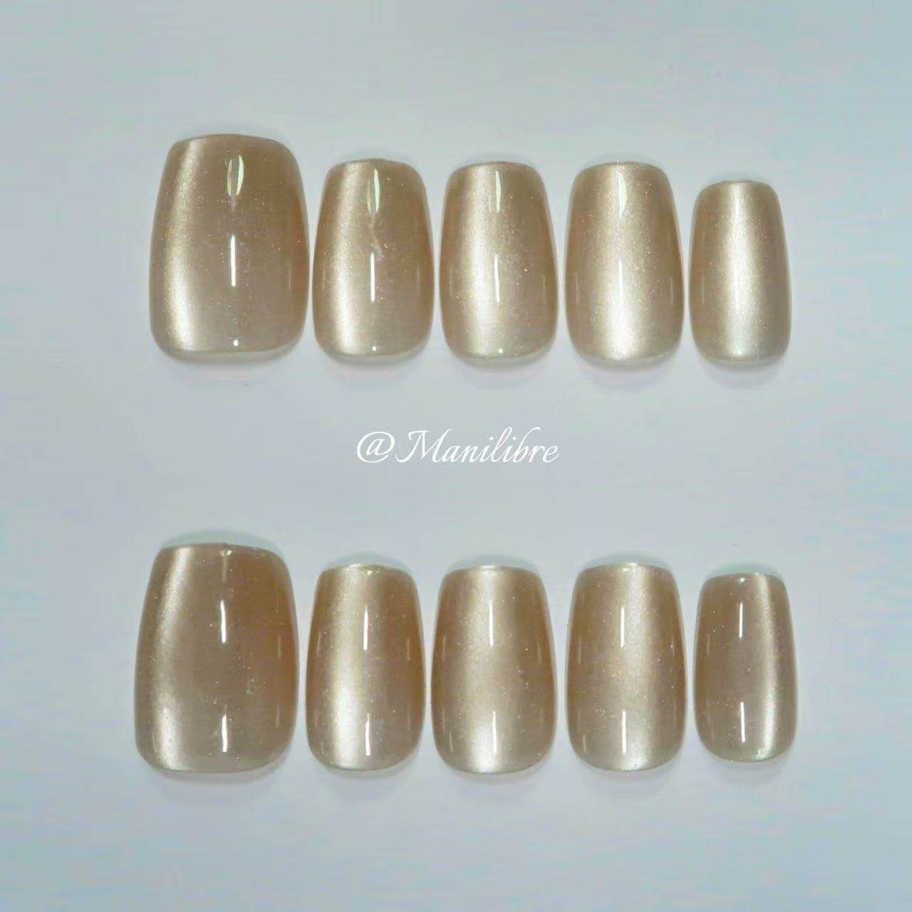 Nude Champán